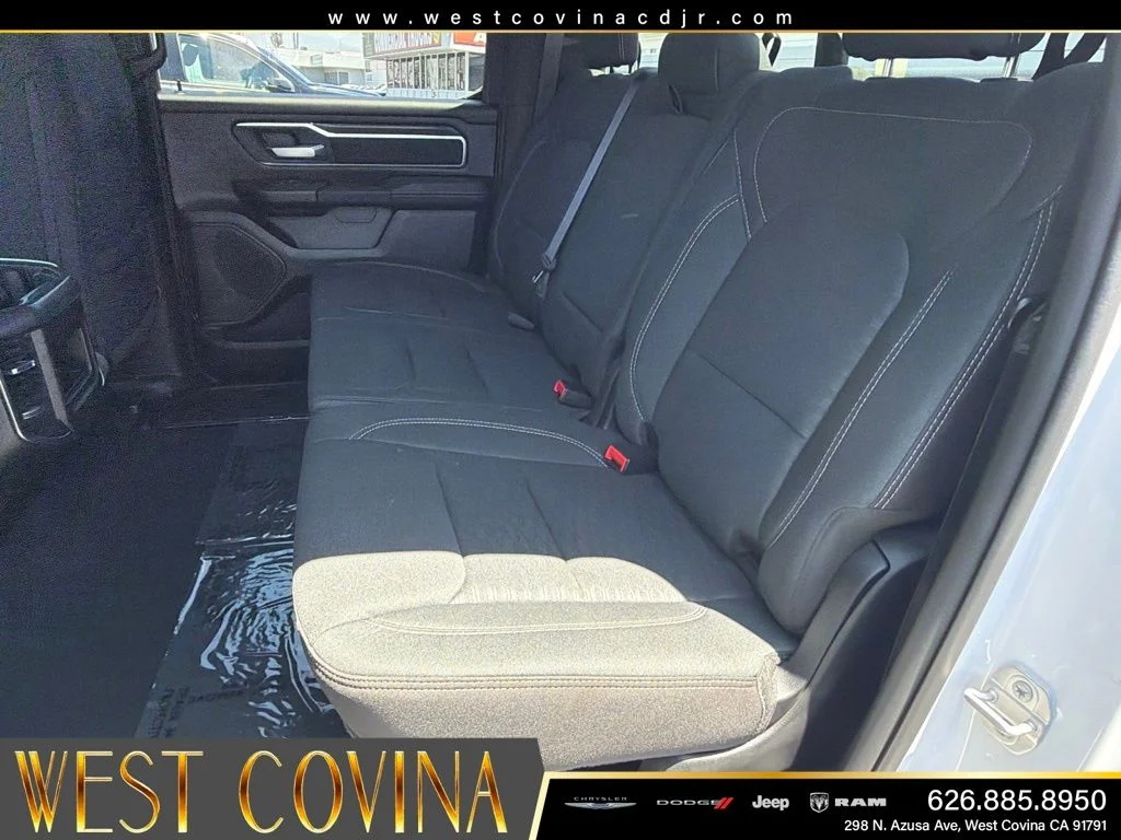 Used 2025 White Ram Big Horn/Lone Star image 36