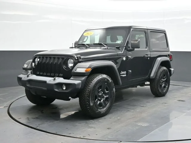 Used 2021 Black Jeep Sport image 3