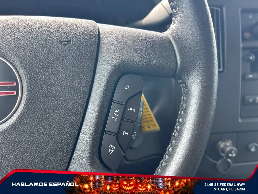 Used 2023 SUMMIT WHITE GMC RWD 2500 Regular Wheelbase Work Van image 20