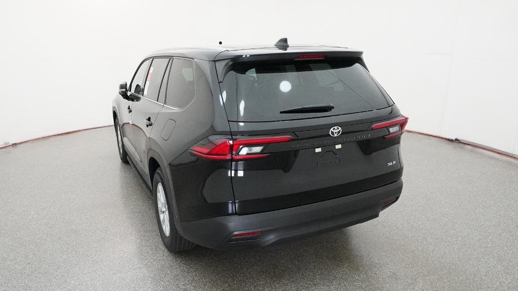 New 2026 Midnight Black Metallic Toyota XLE image 4