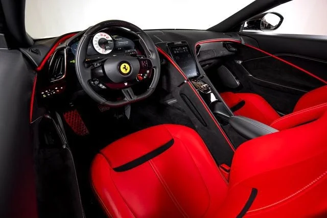 Used 2024 Nero Daytona Ferrari  image 31