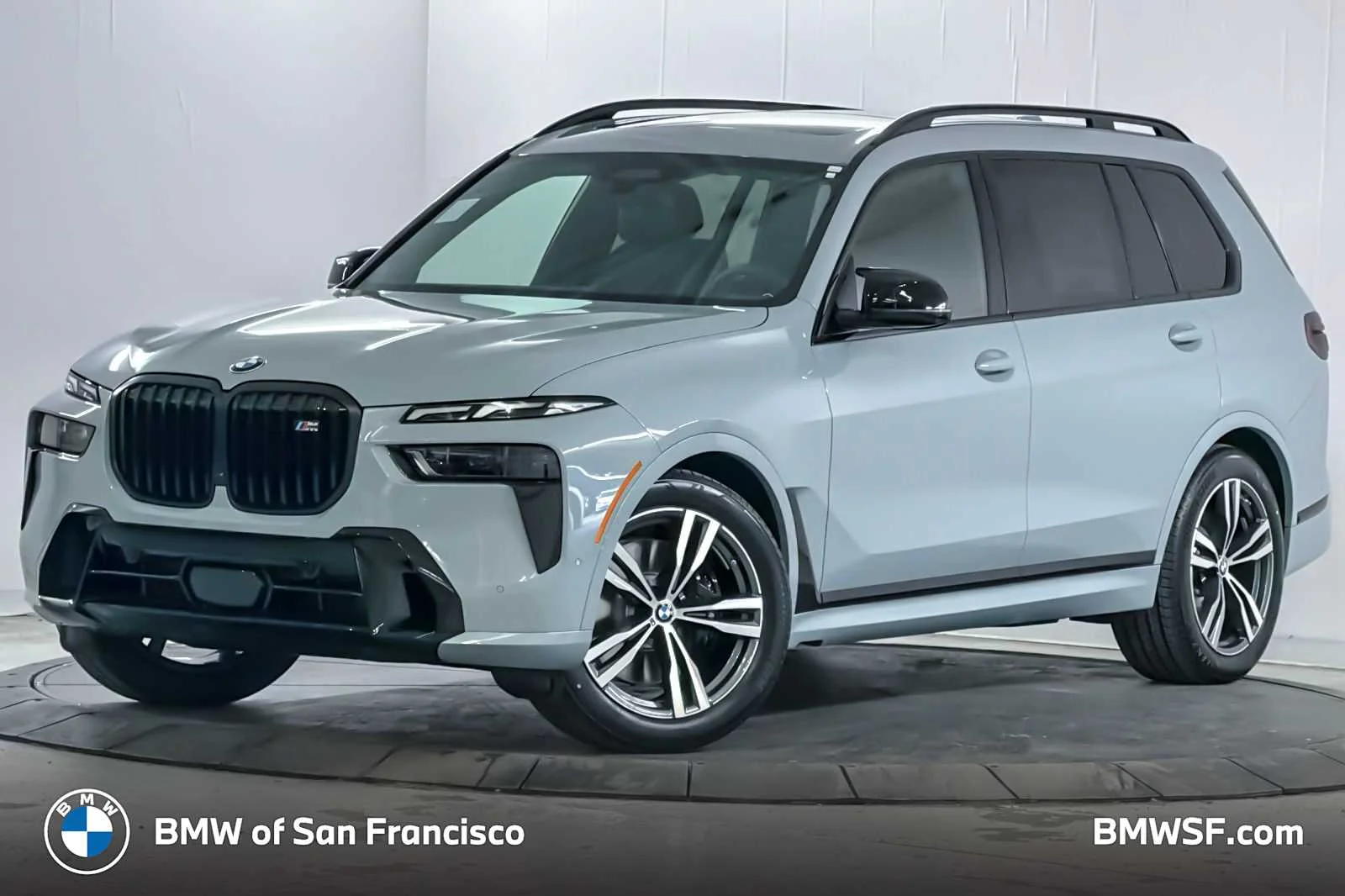 2026 BMW X7 M60i's photo