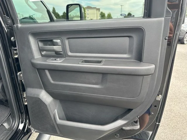 2025 RAM 2500 Tradesman - Photo 14