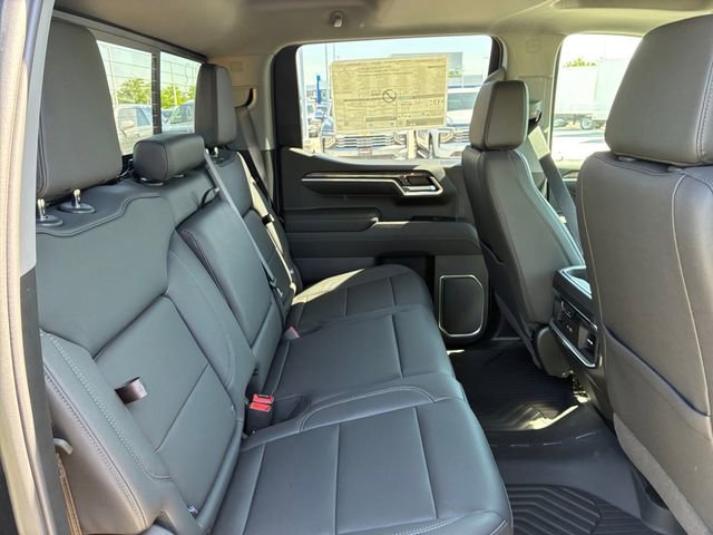 2026 Chevrolet Silverado 1500 LTZ - Photo 15