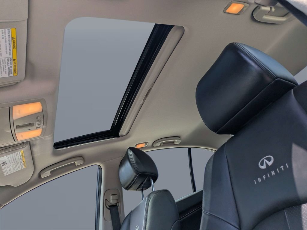 Used 2011 Gray INFINITI Journey image 18
