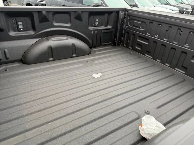 New 2026 Iconic Silver Metallic Ford XLT image 8