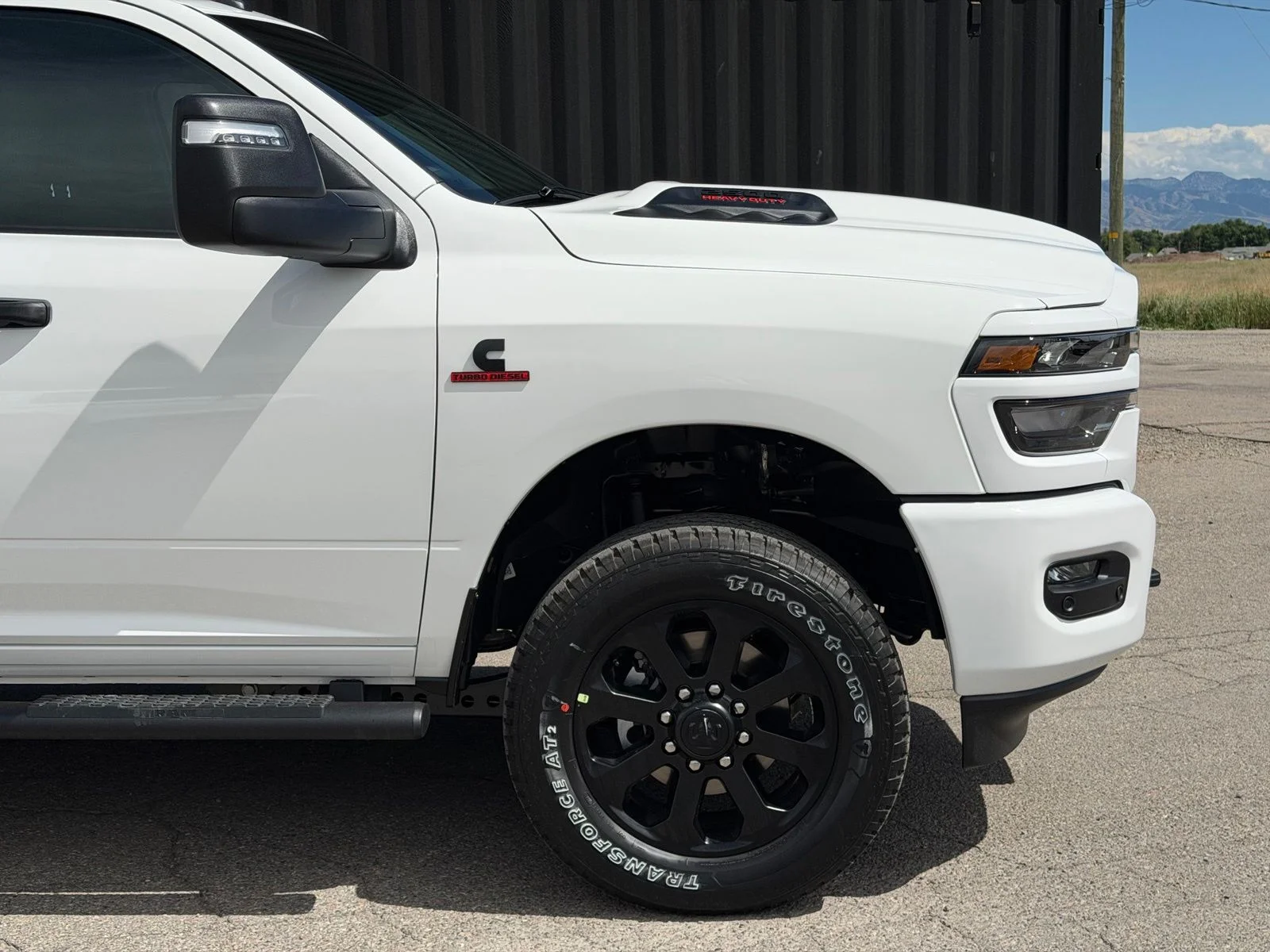 New 2026 Bright White Clear-Coat Exterior Paint RAM  image 4