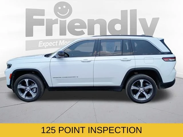 Used 2025 White Jeep Limited image 10