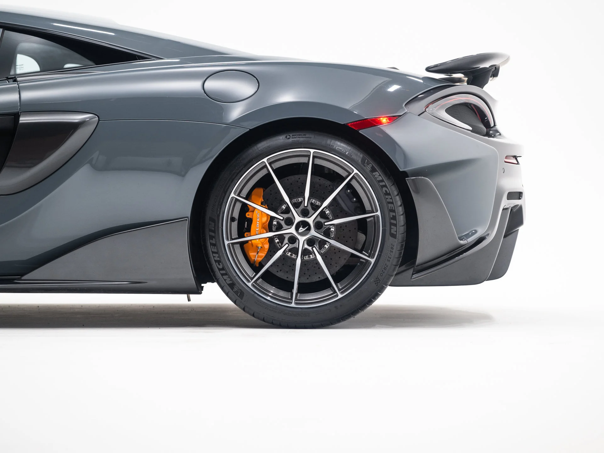 Used 2019 Chicane Effect McLaren Base image 11