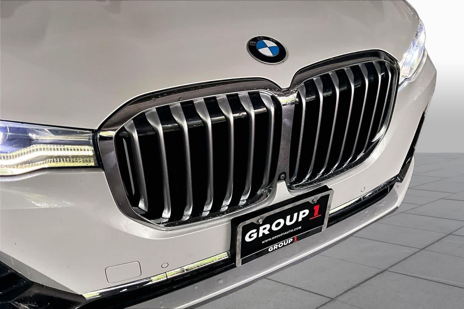 Used 2020 Mineral White Metallic BMW xDrive40i image 29
