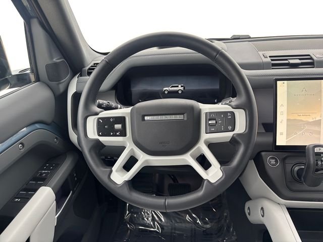Certified Used 2026 Blue Land Rover X-Dynamic SE image 13