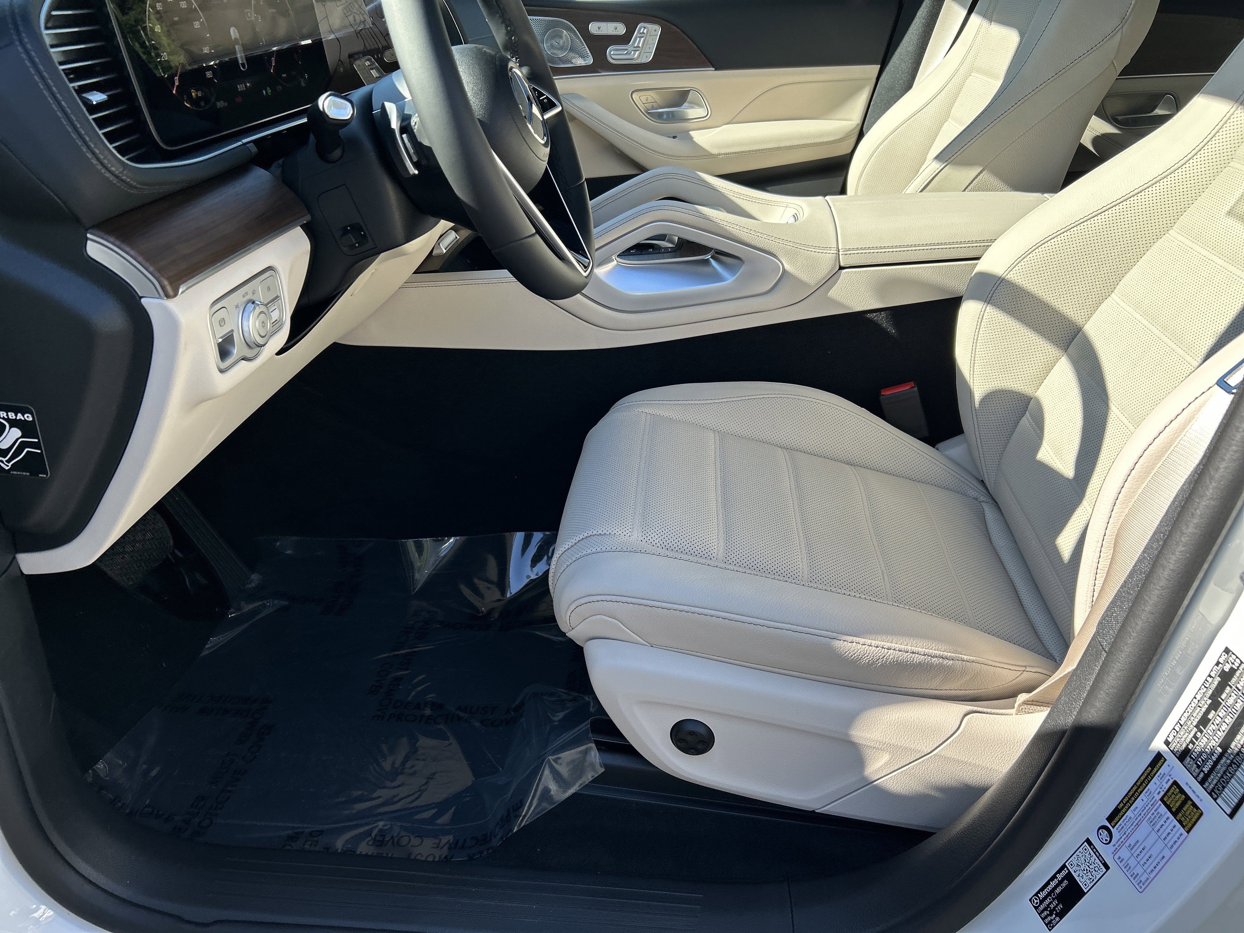 New 2026 Polar White Mercedes-Benz GLE 450 4MATIC® Coupe image 18