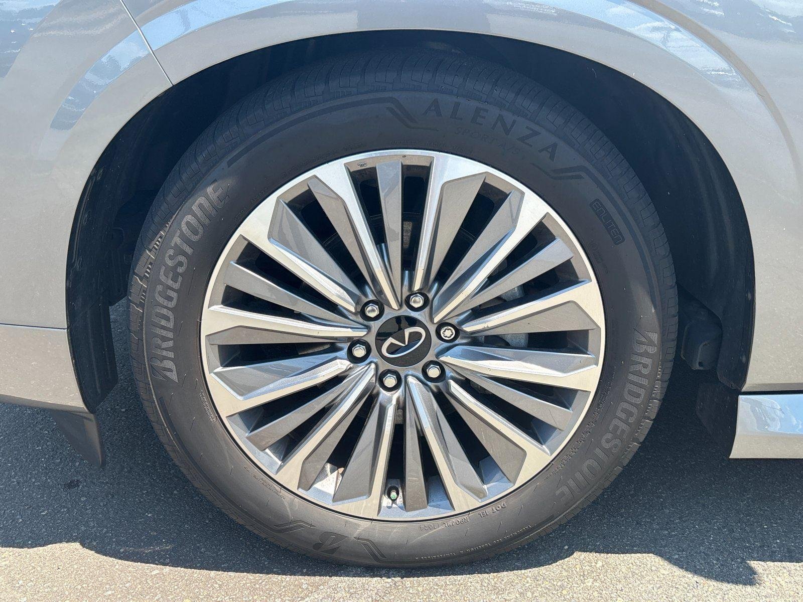 Used 2025 Dynamic Metal INFINITI SENSORY image 10