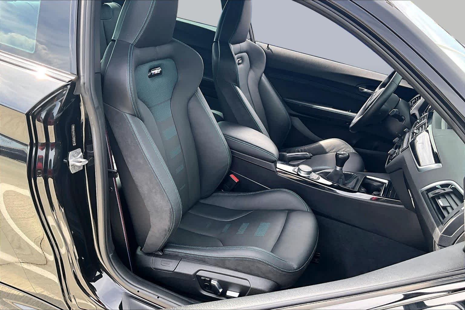 Used 2020 Black Sapphire Metallic BMW Competition image 8