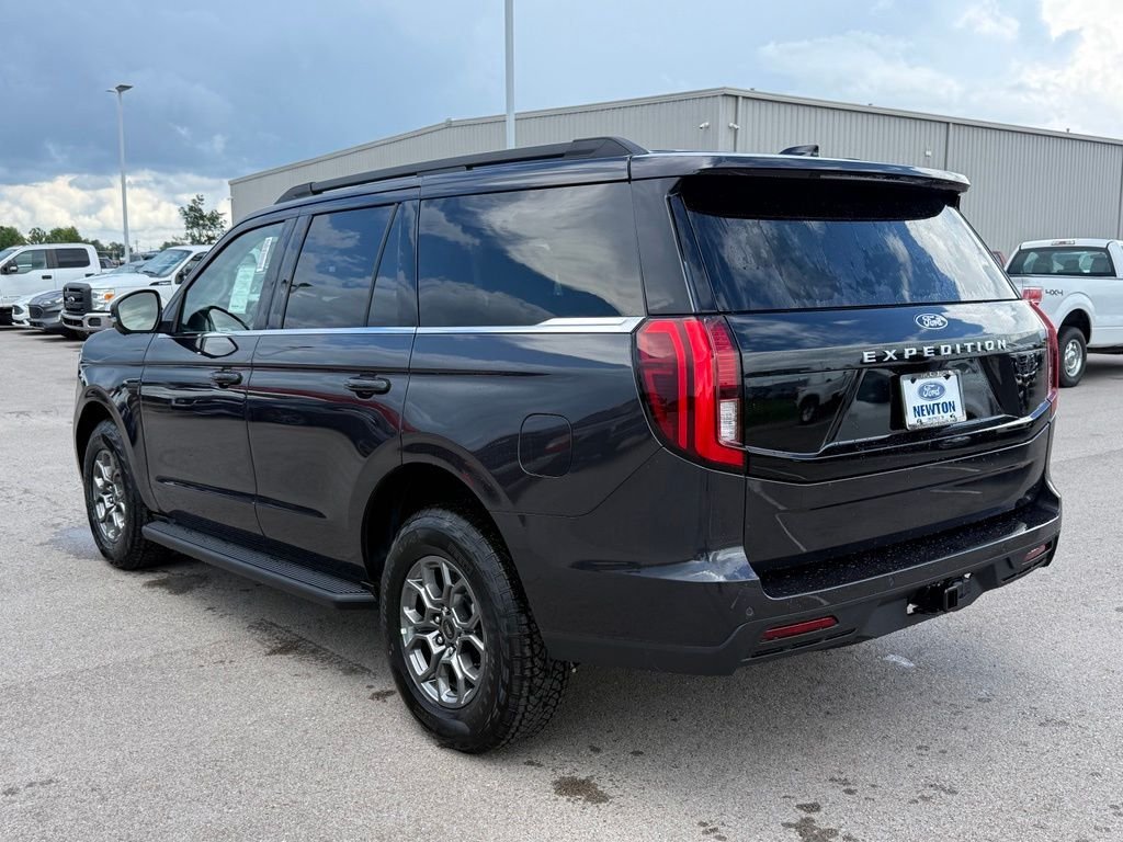 New 2027 Dark Matter Gray Metallic Ford Active image 38
