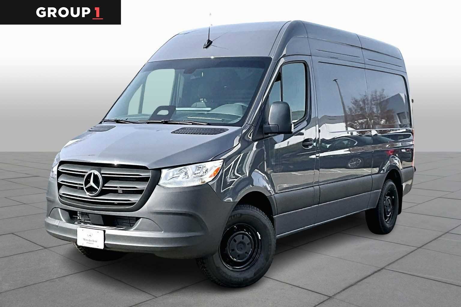 2025 Mercedes-Benz Sprinter Cargo Van Base