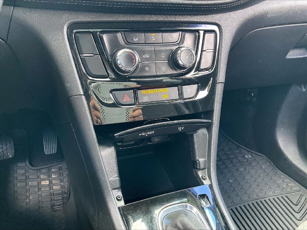 Used 2020 Summit White Buick Preferred image 24