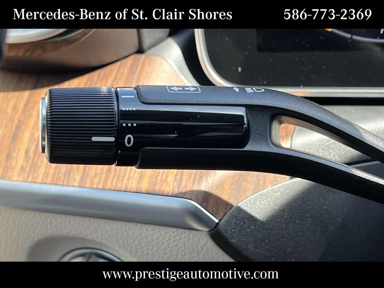Certified Used 2025 Blue Mercedes-Benz C 300 image 35