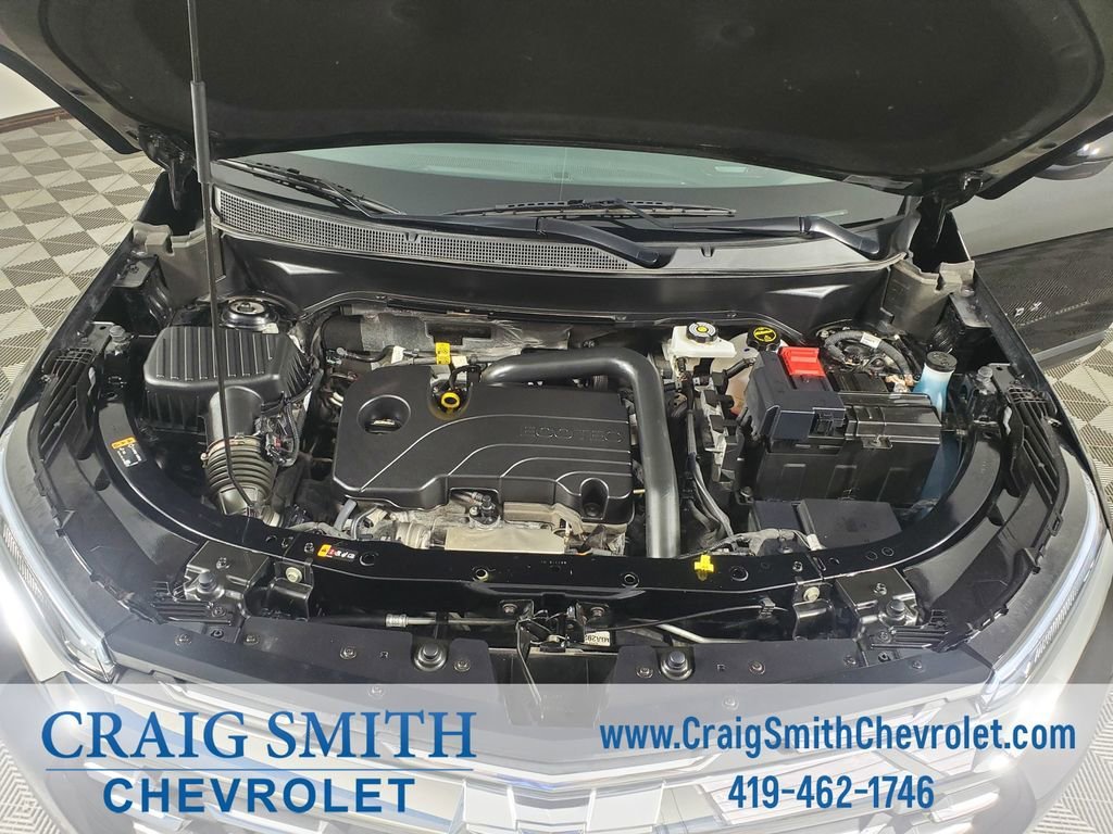 Used 2025 Mosaic Black Metallic Chevrolet LT image 9