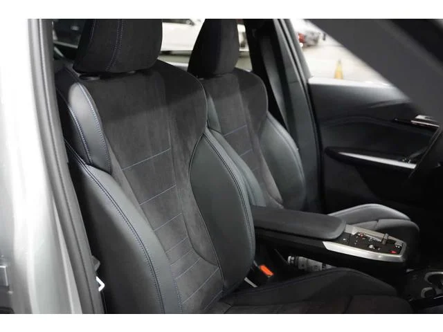 New 2026 Space Silver Metallic BMW xDrive28i image 8
