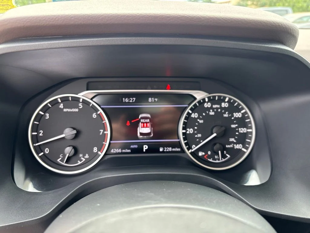 Used 2023 Silver Nissan SV image 25