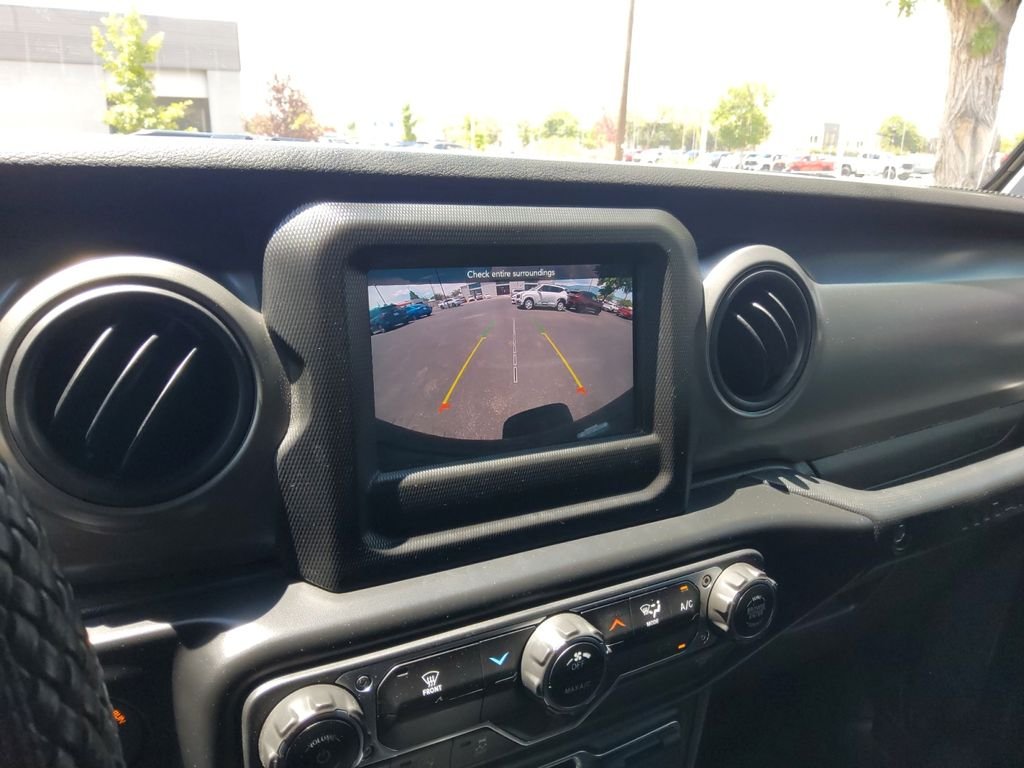 Used 2022 Gray Jeep Unlimited Sport image 25
