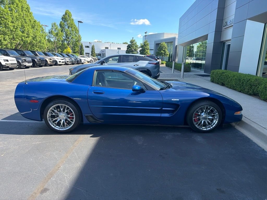 Used 2002 Electron Blue Metallic Chevrolet Z06 image 8