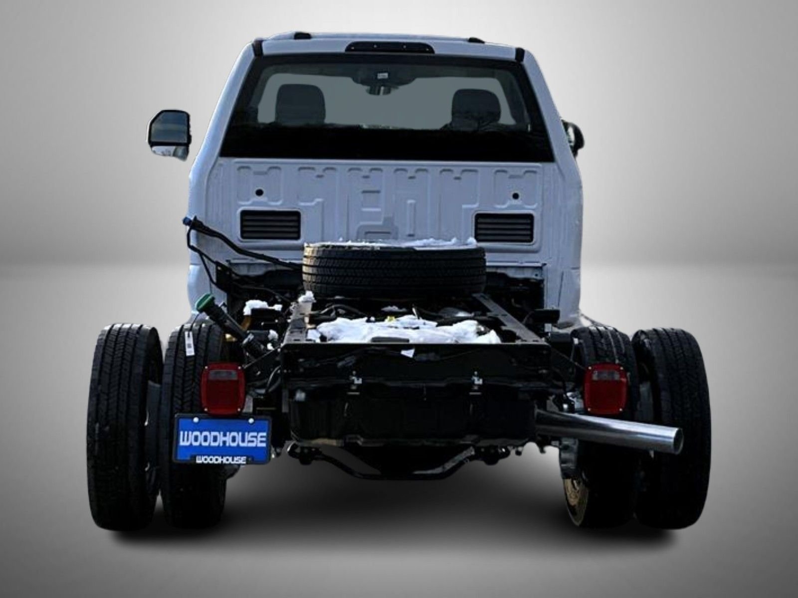 2026 Ford F-450 Super Duty Chassis Cab XL - Photo 6