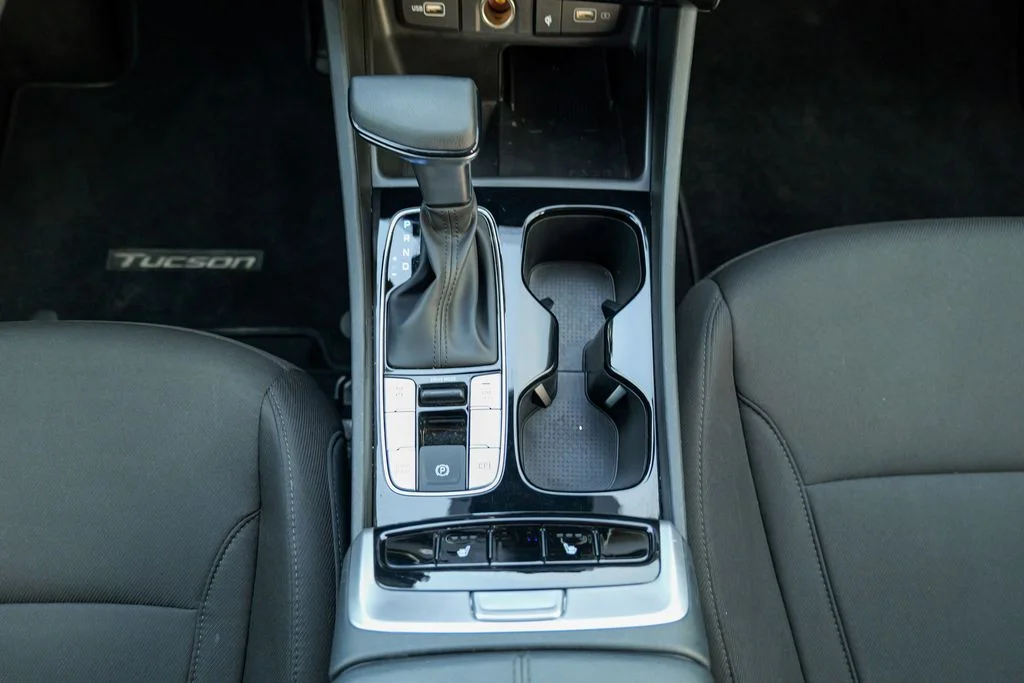 Used 2023 Shimmering Silver Hyundai SEL image 49