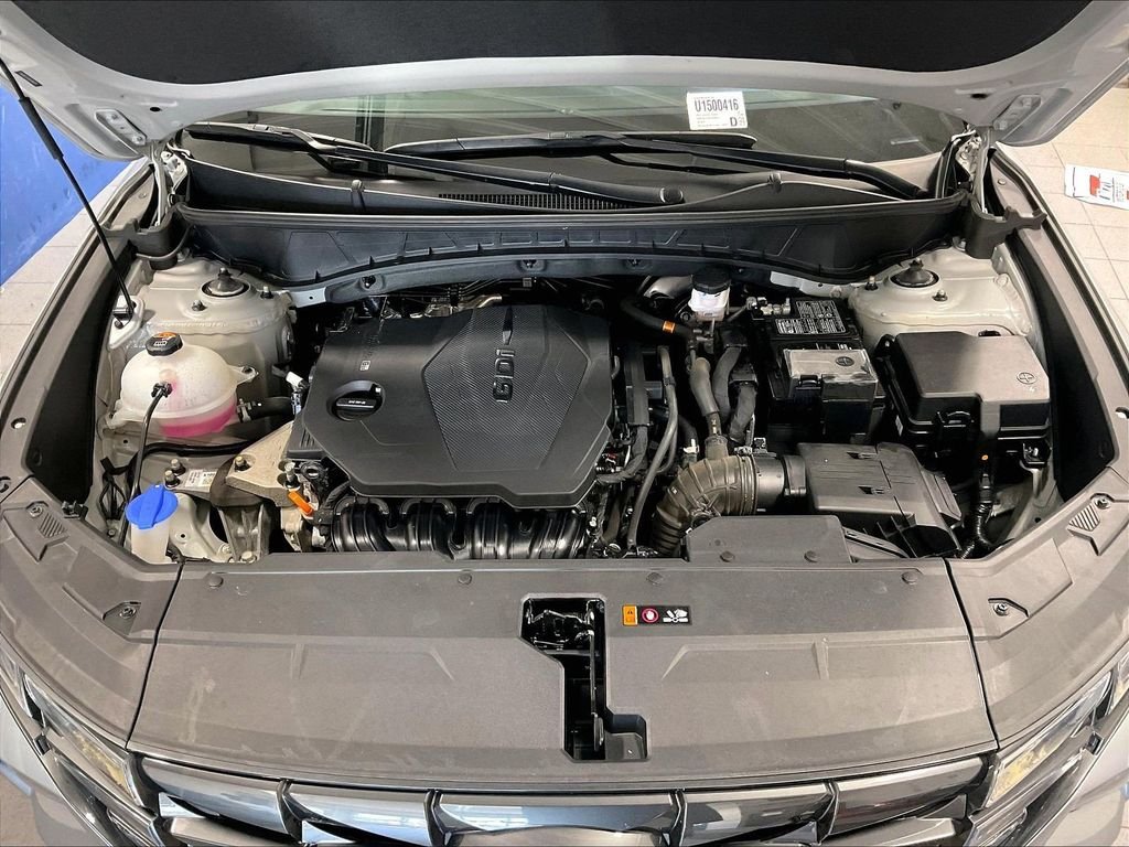 Used 2024 Silver Hyundai SEL image 30
