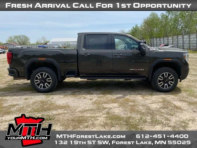 2022 GMC Sierra AT4 4WD Crew Cab Standard Box's photo