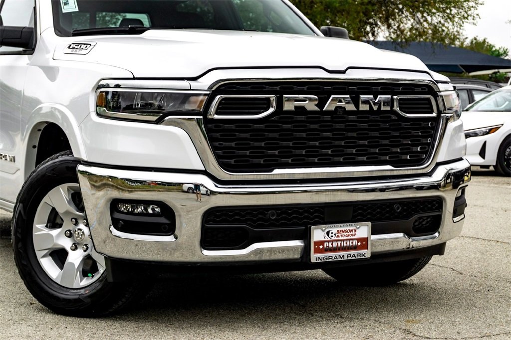 2025 Ram 1500 Big Horn Lone Star photo 3