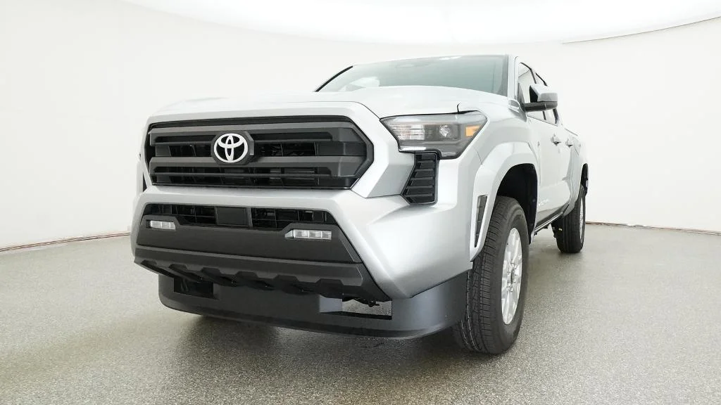 New 2026 Celestial Silver Metallic Toyota SR5 image 19