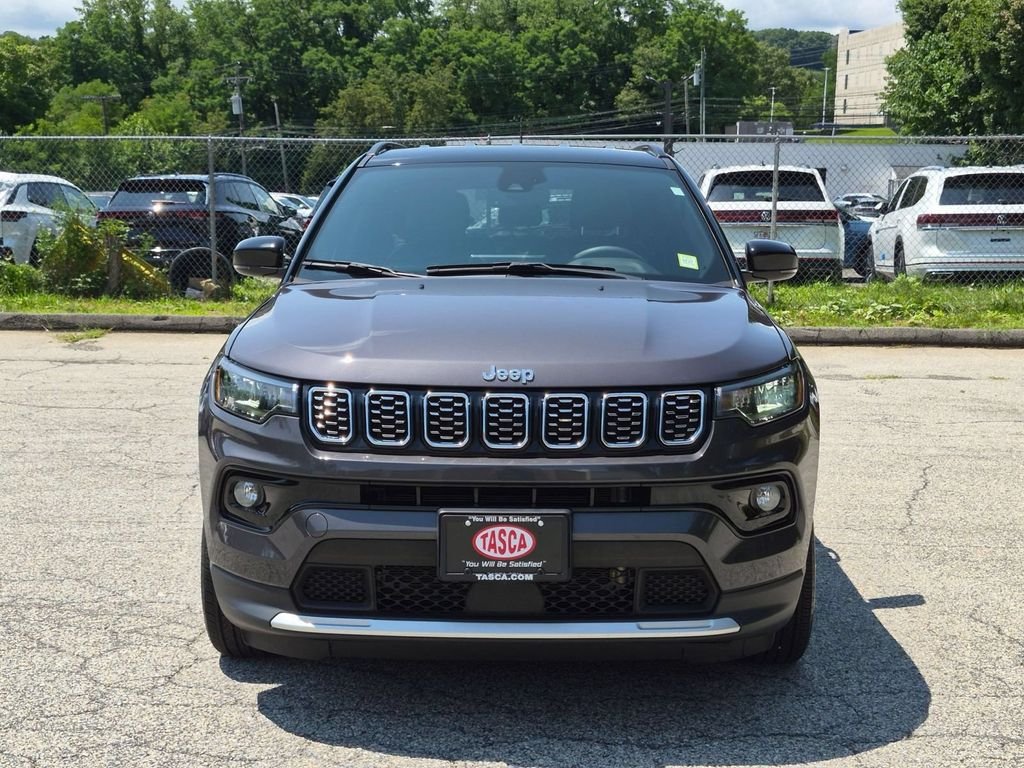 Used 2024 Gray Jeep Limited image 10