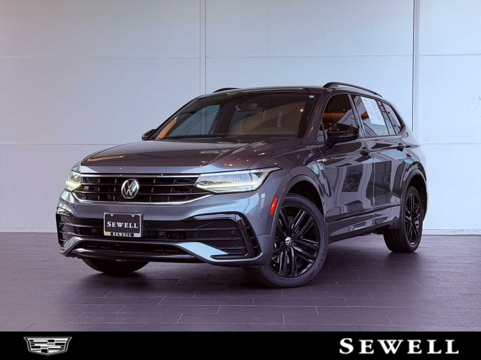2022 Volkswagen Tiguan SE R-LINE BLACK