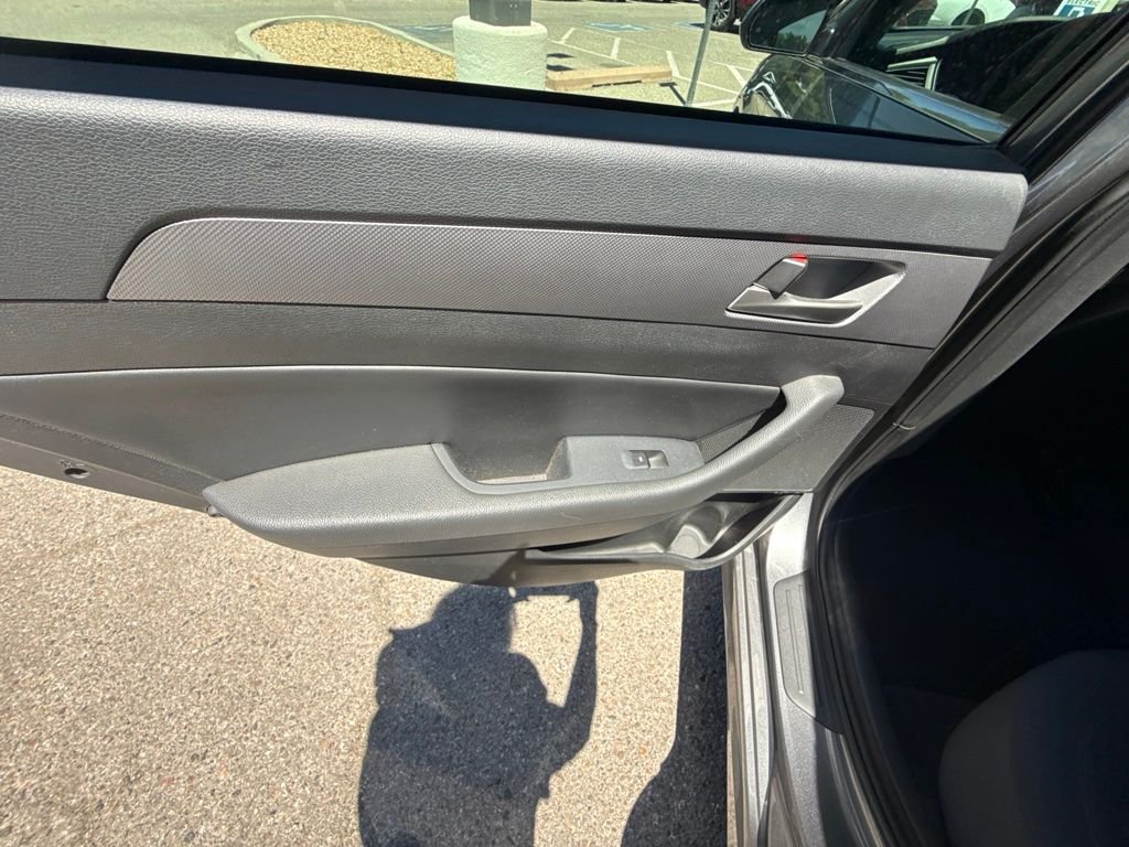 Used 2019 Gray Hyundai SEL image 12
