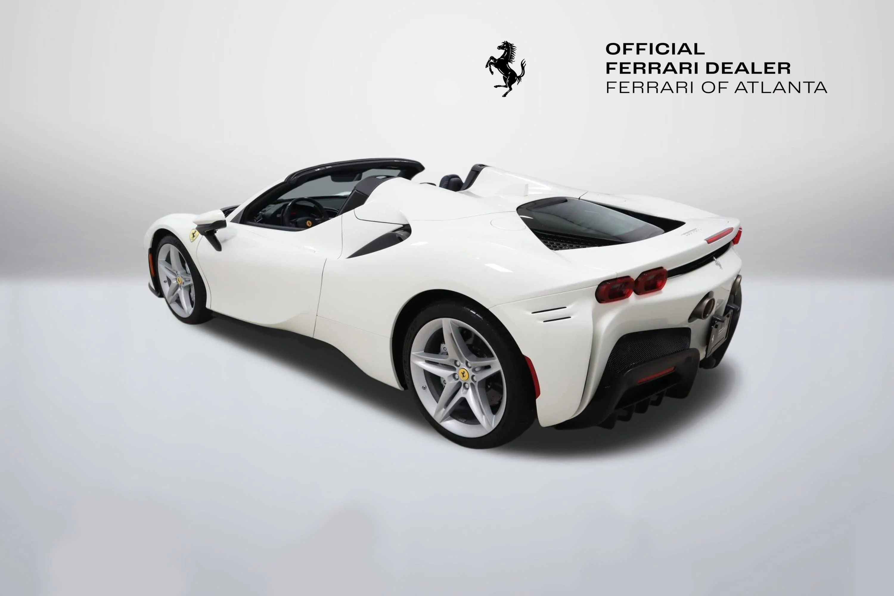 Certified Used 2025 Bianco Avus Ferrari  image 41