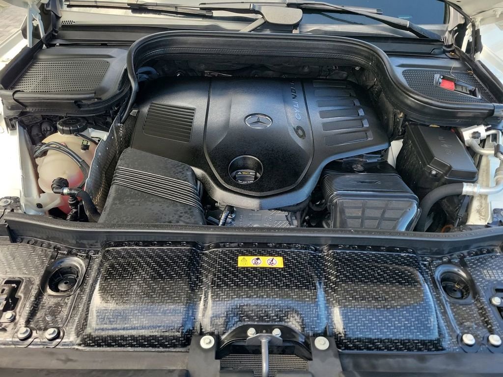 Used 2022  Mercedes-Benz GLS 450 image 30