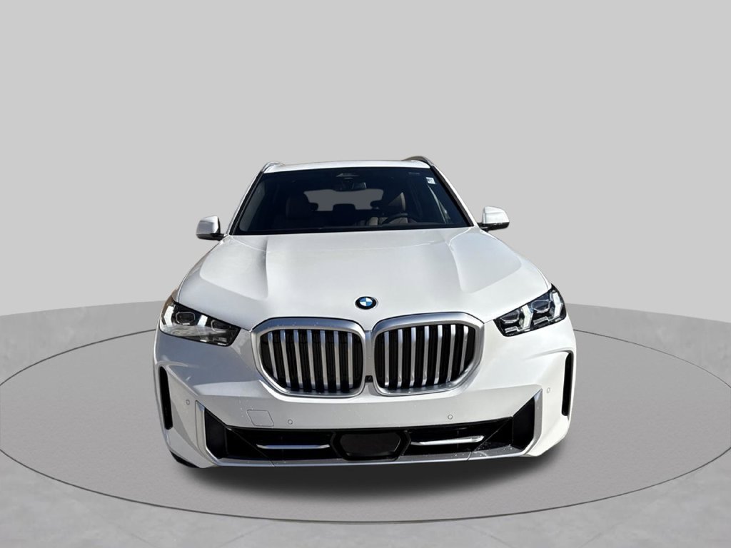 New 2026 White BMW xDrive40i image 8