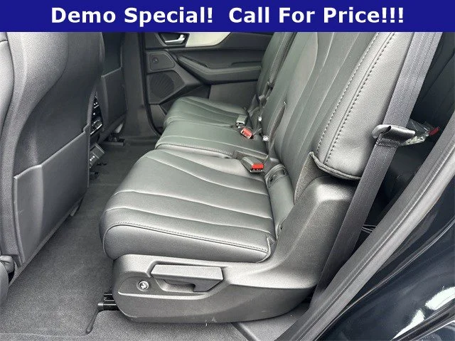 Used 2026 Majestic Black Pearl Acura SH-AWD image 41