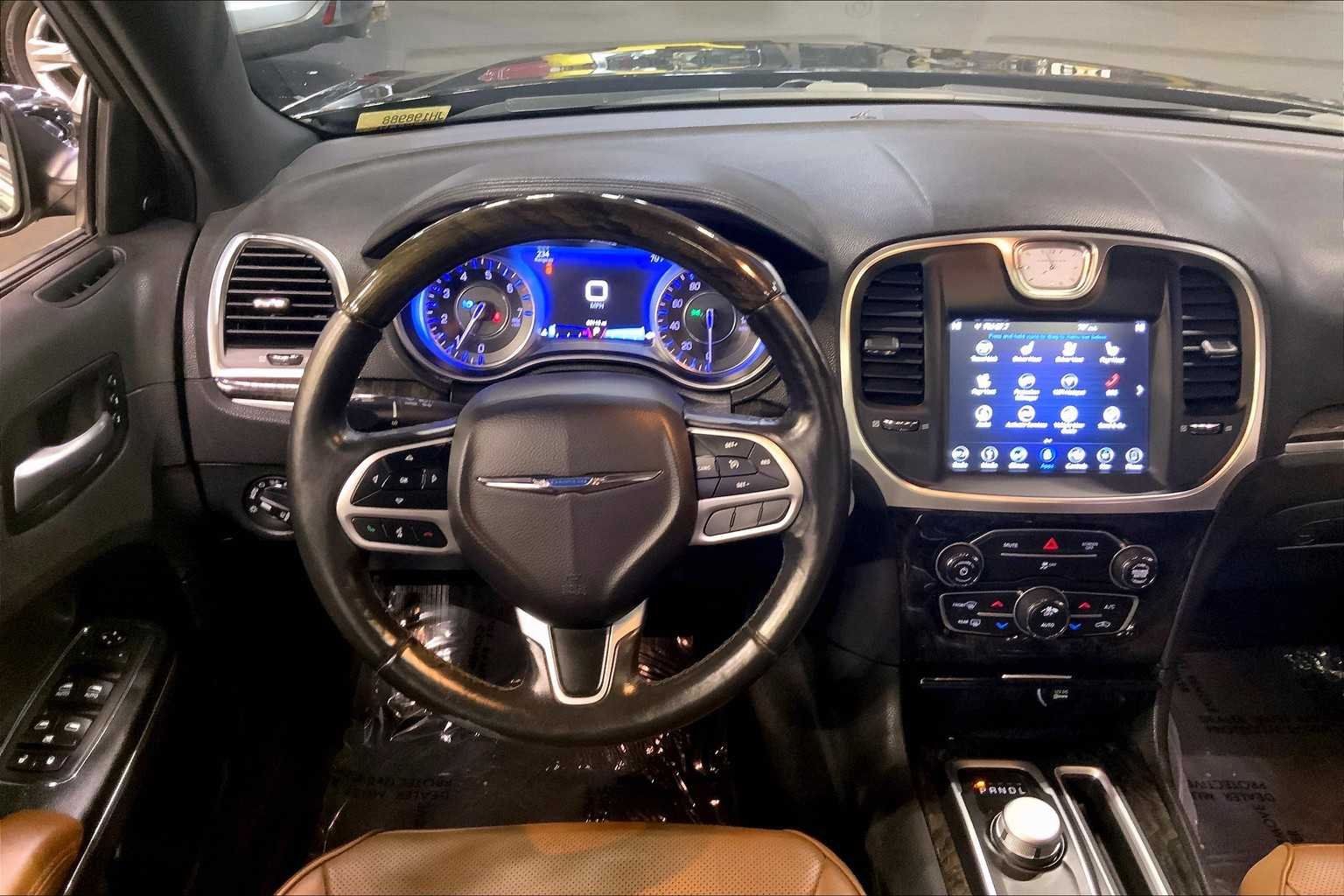 Used 2018 Gloss Black Chrysler Limited image 6
