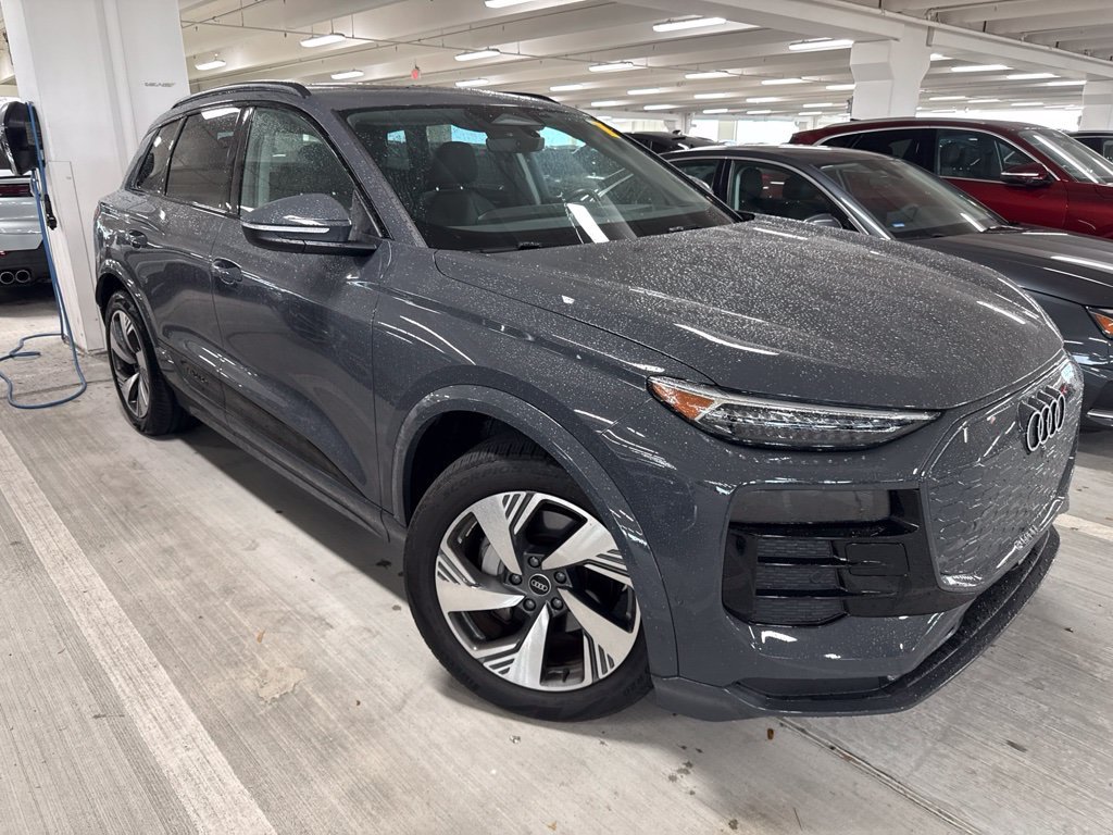 Used 2025 Gray Audi Premium Plus image 3