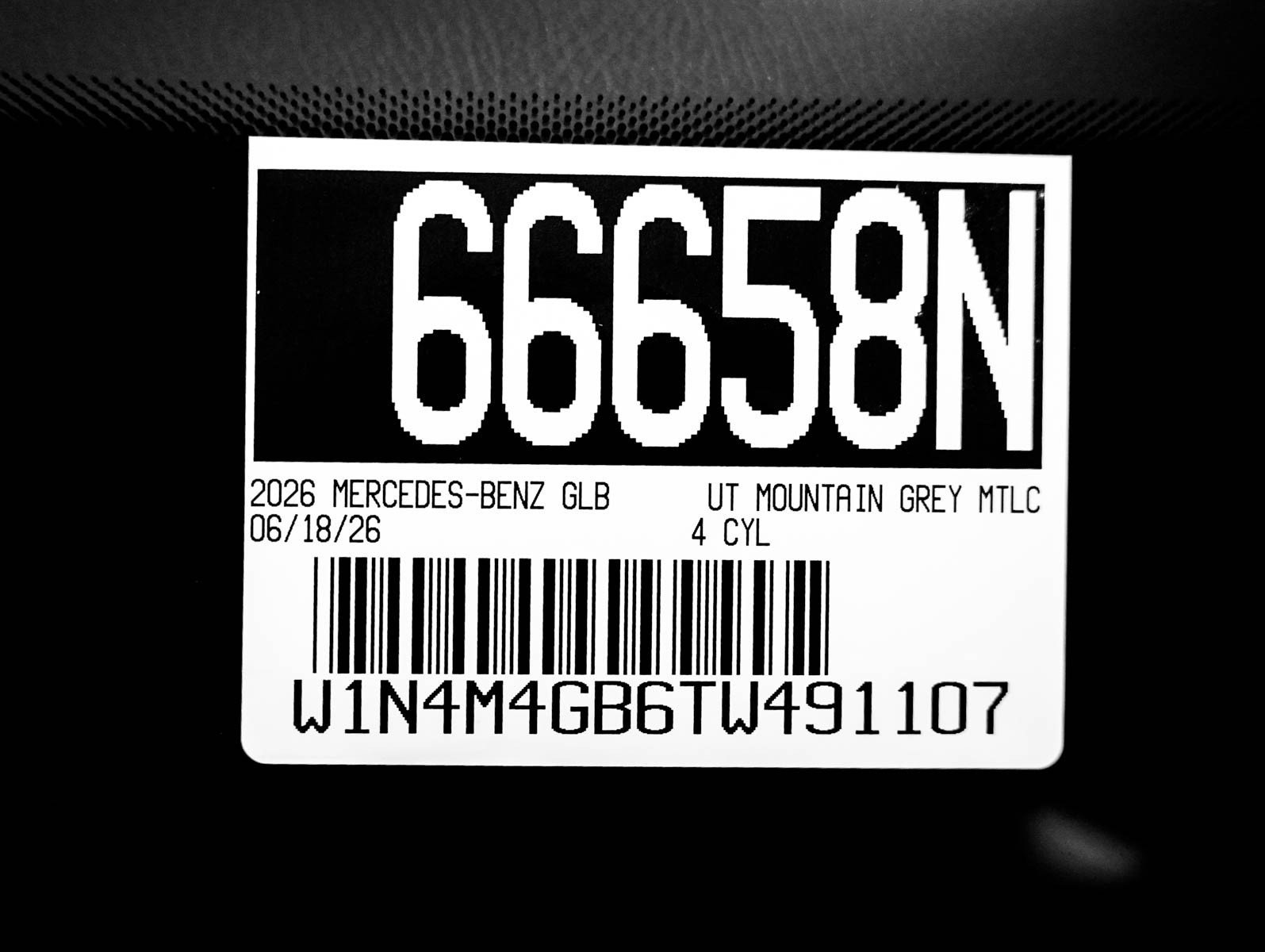New 2026 Mountain Grey Metallic Mercedes-Benz GLB 250 image 24