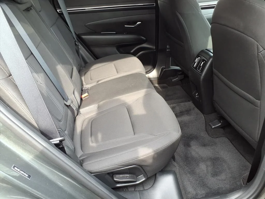 Used 2023 Gray Hyundai SEL image 10