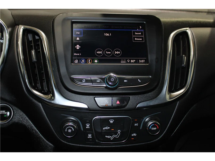 Used 2022 Summit White Chevrolet LT image 30
