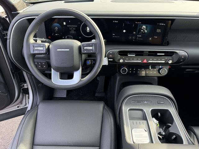 New 2026 Silver Hyundai Calligraphy AWD image 16