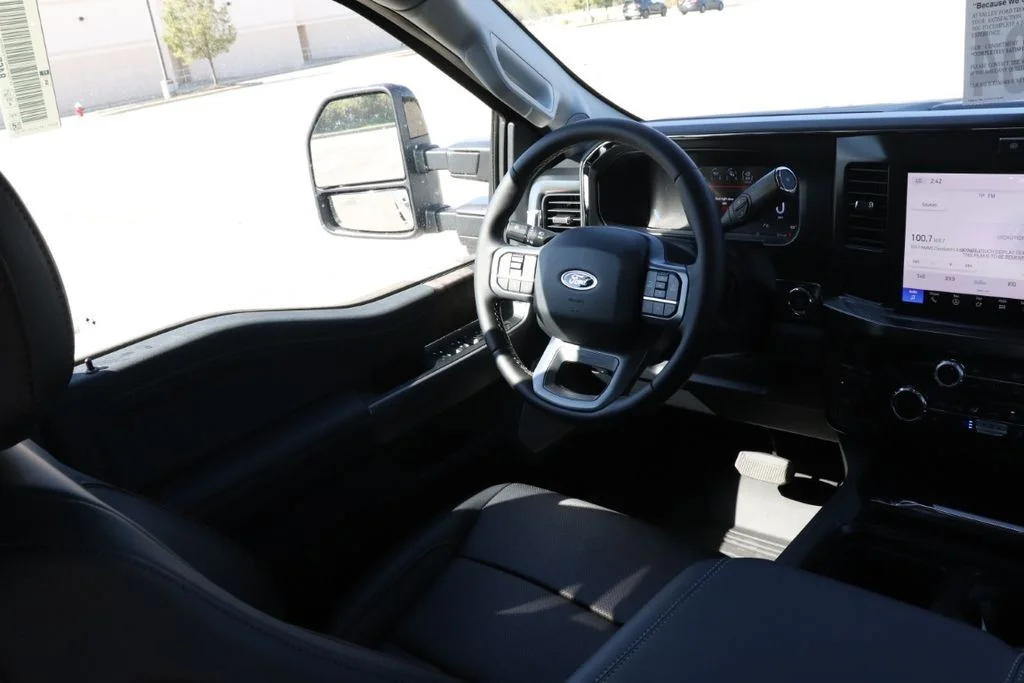 New 2026 Gray Ford Lariat image 10