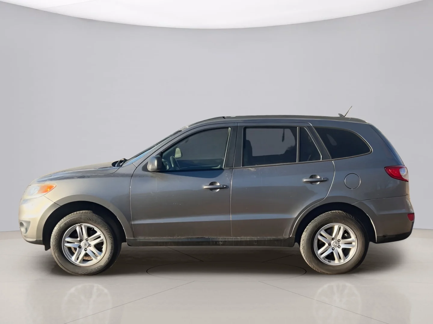 Used 2012 Gray Hyundai GLS image 4
