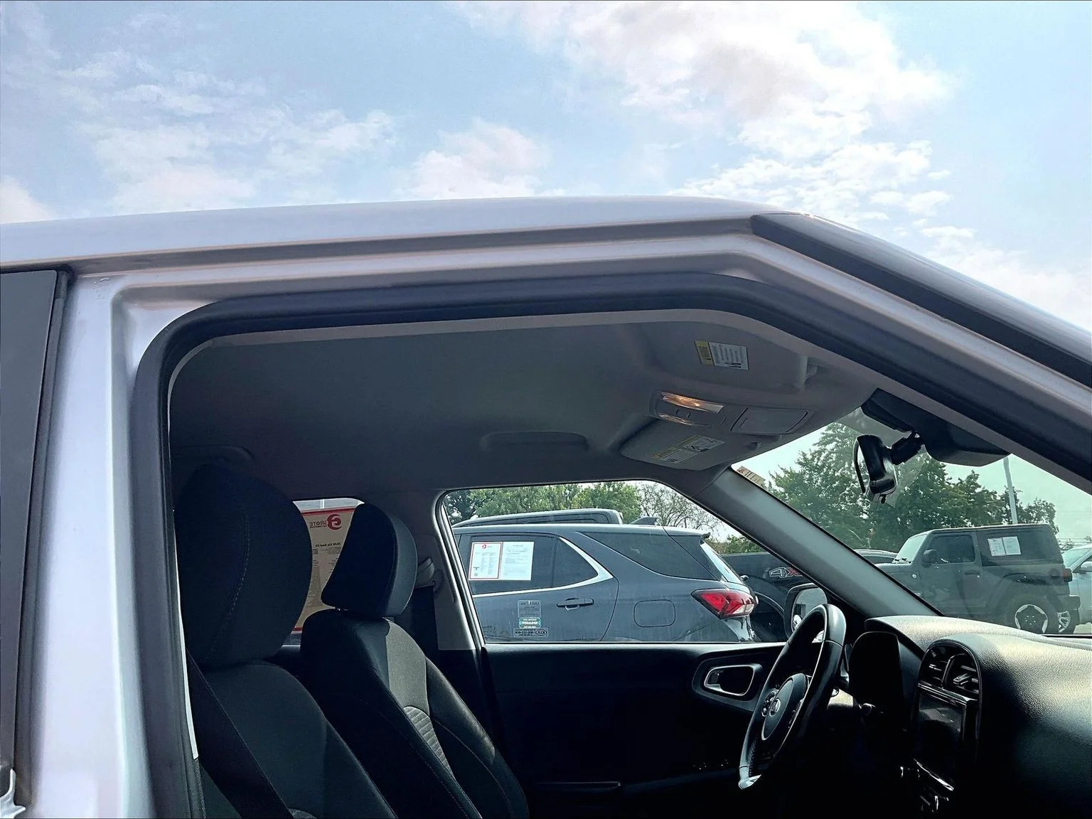 Used 2020 Silver Kia EX image 23