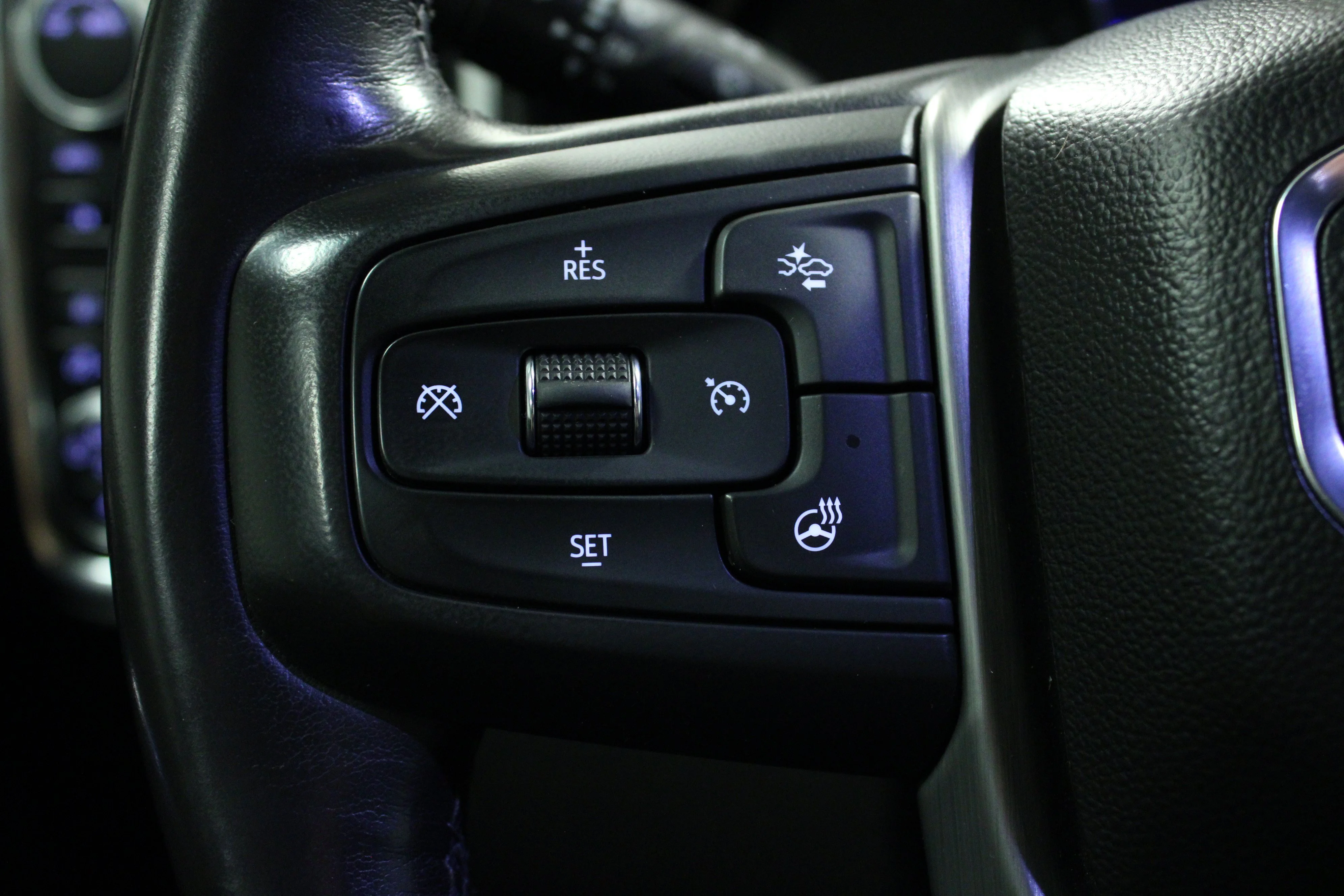 Used 2022 Ebony Twilight Metallic GMC Denali image 20